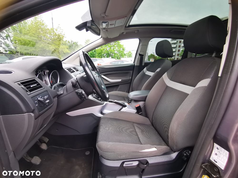 Ford Kuga 2.0 TDCi 2x4 Trend - 13