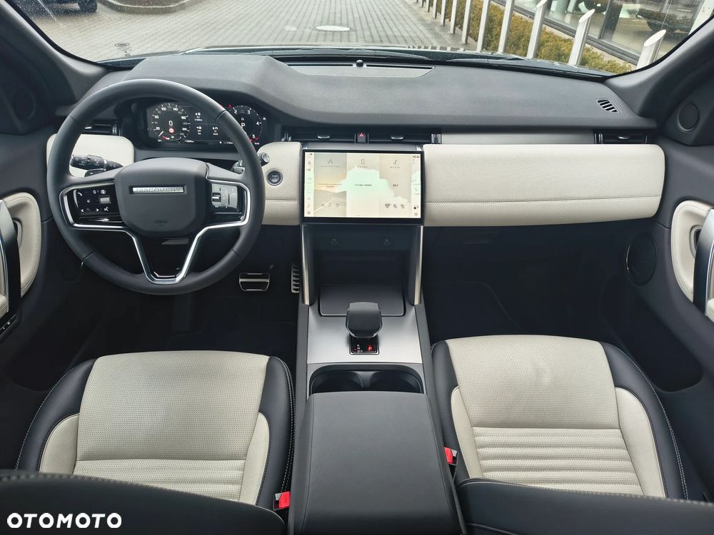 Land Rover Discovery Sport - 13