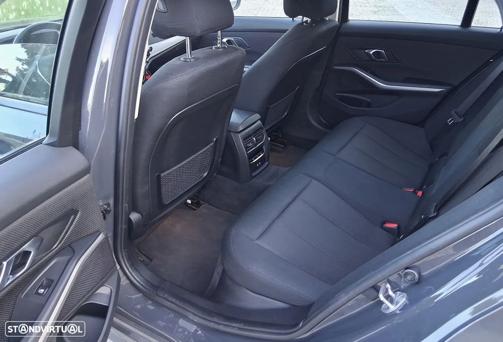 BMW 316 d Auto - 4