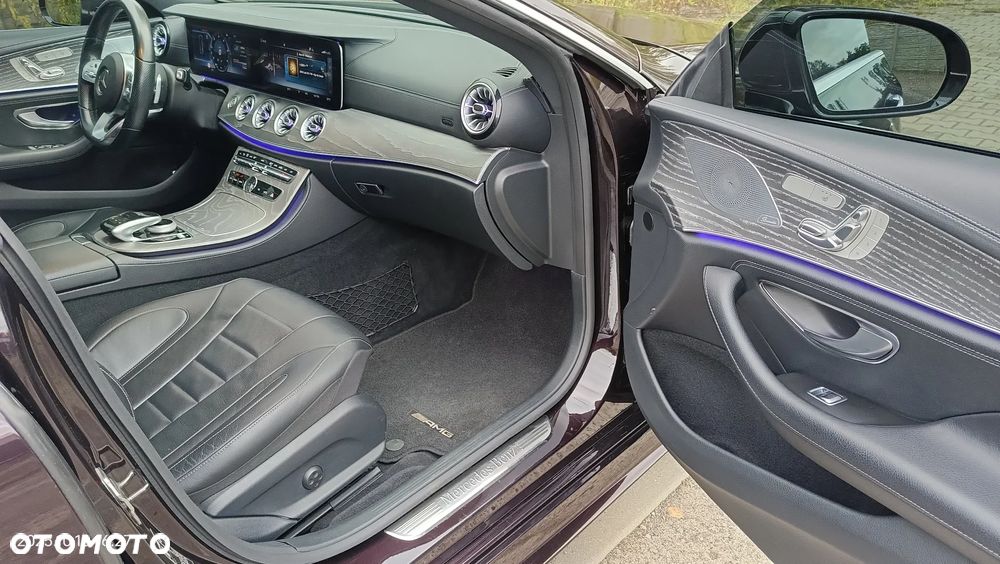 Mercedes-Benz CLS 400 d 4Matic 9G-TRONIC AMG Line - 25