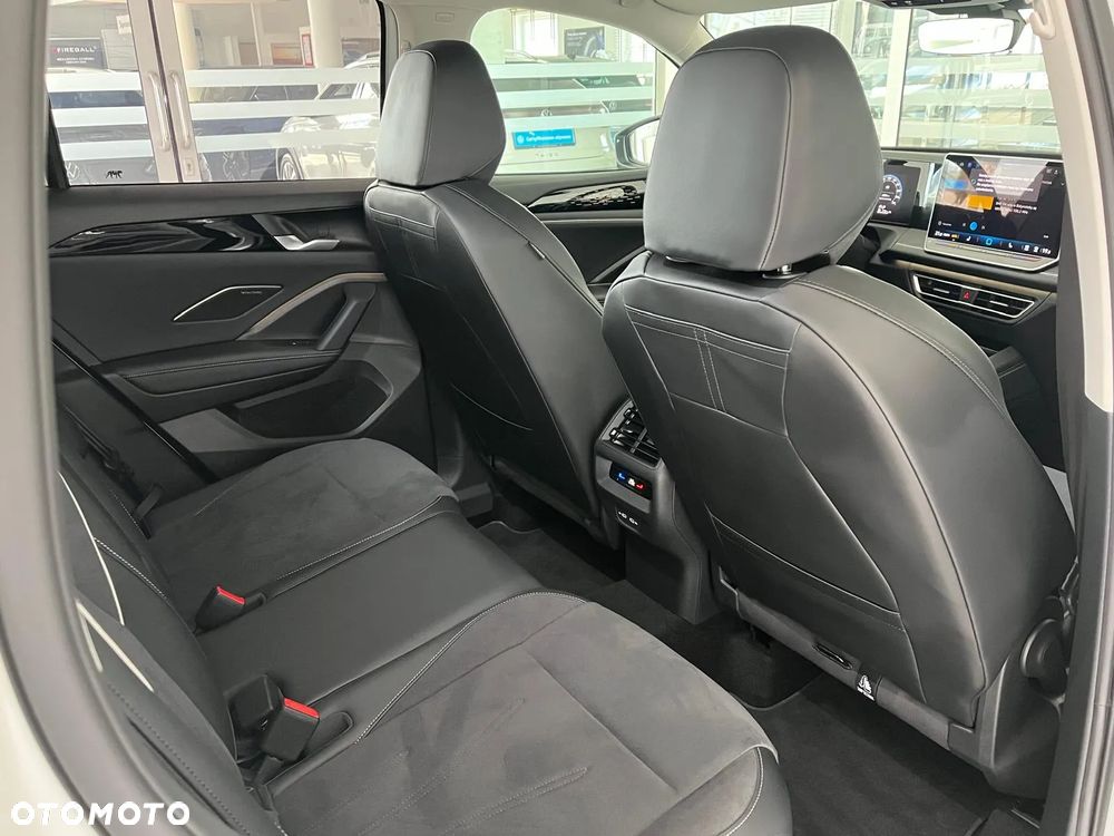 Volkswagen Tiguan 1.5 TSI EVO Elegance DSG - 35