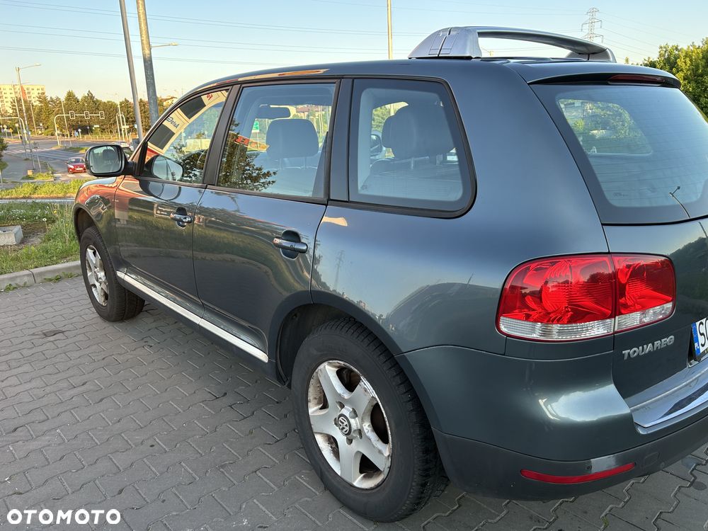 Volkswagen Touareg 3.2 V6 Tiptr - 10