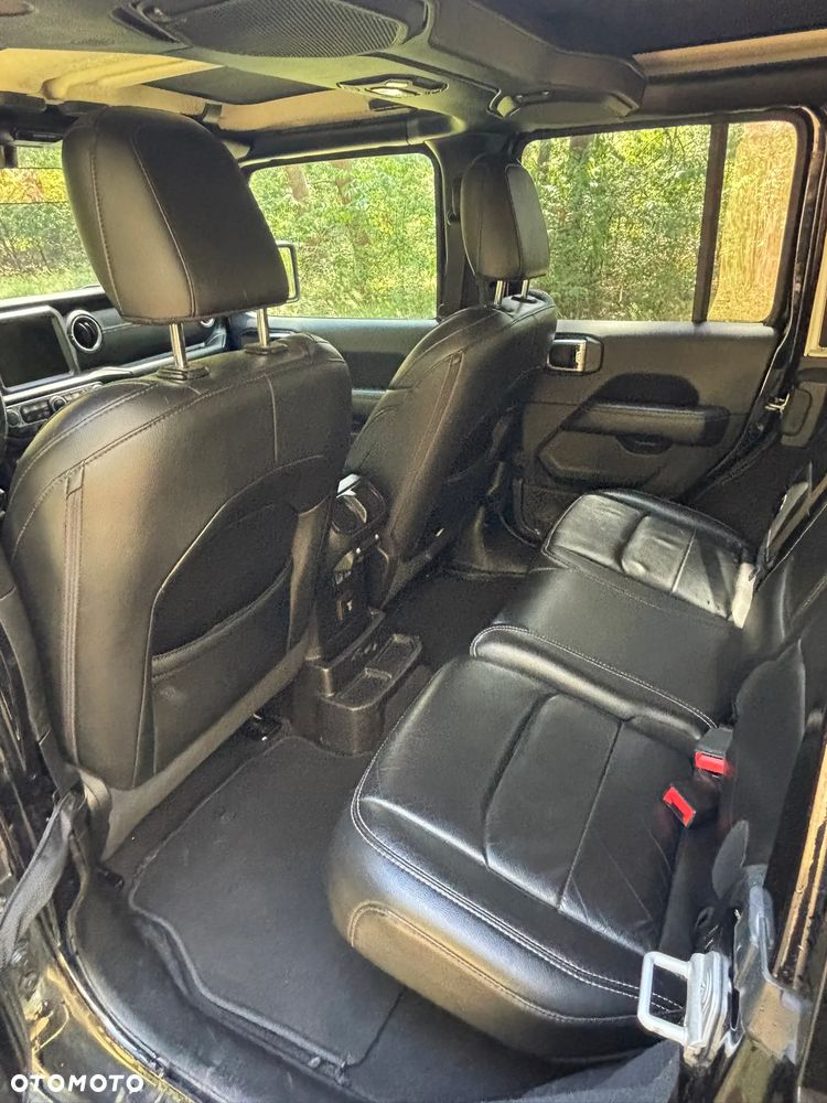 Jeep Wrangler Unlimited GME 2.0 Turbo Sahara - 17