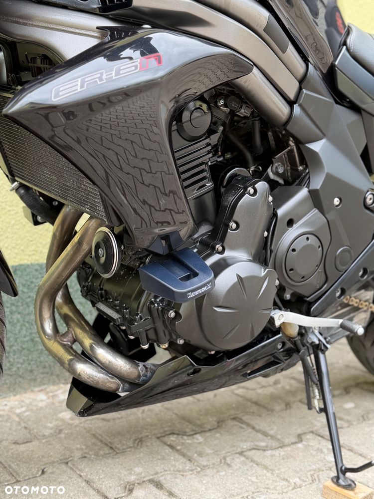 Kawasaki ER - 30