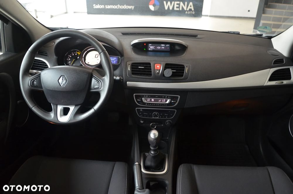 Renault Megane TCe 130 Expression - 25