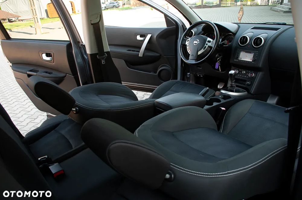 Nissan Qashqai+2 2.0 dCi DPF tekna - 23