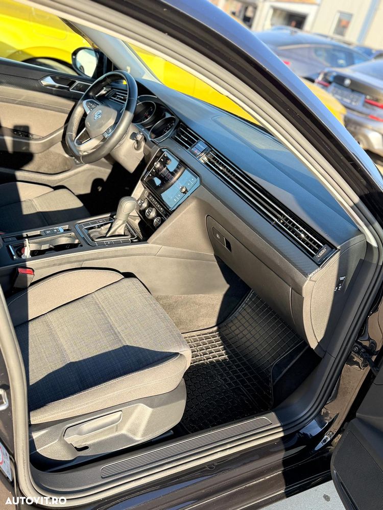 Volkswagen Passat 2.0 TDI DSG Comfortline - 10