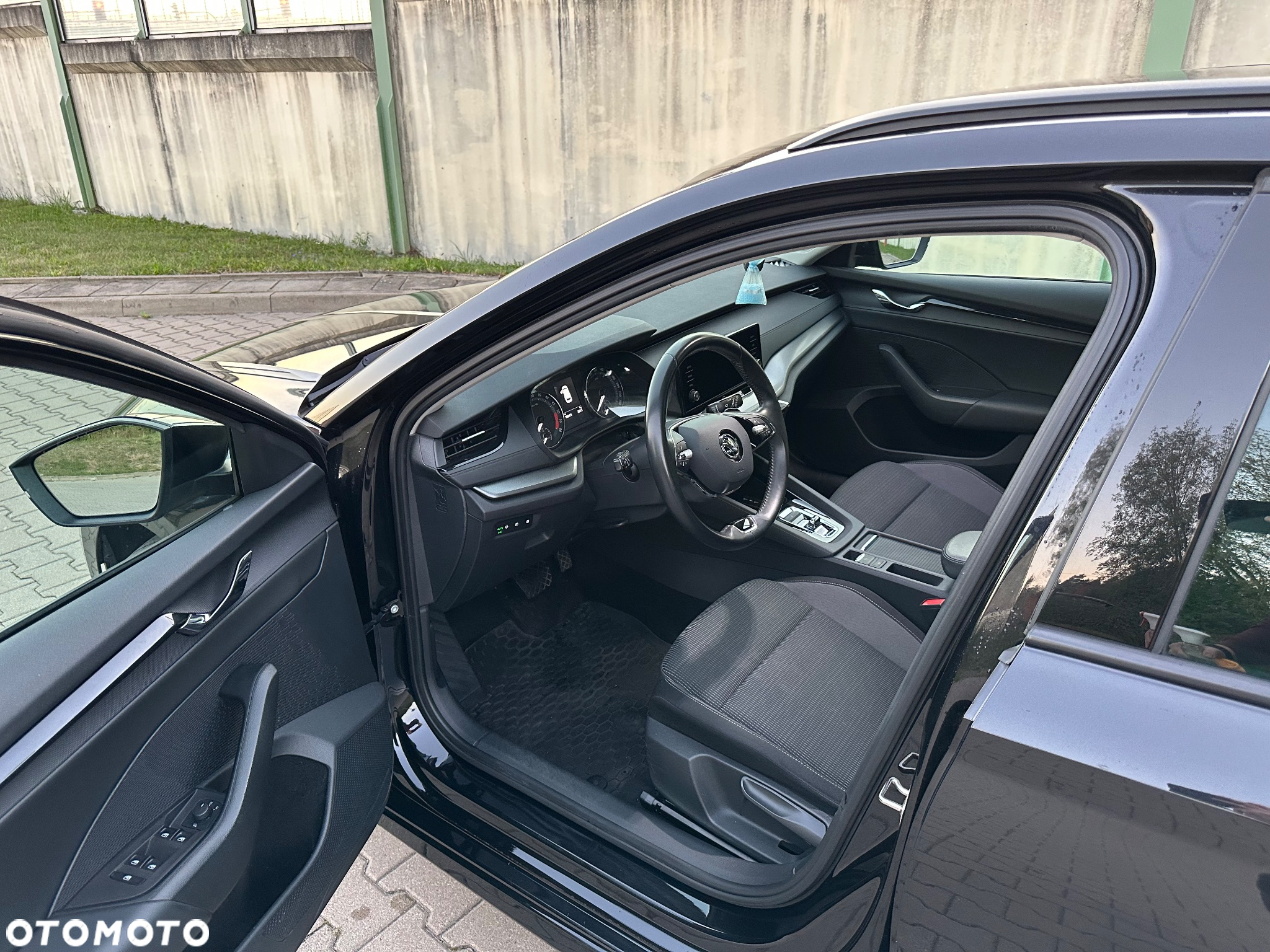 Skoda Octavia 2.0 TDI Ambition DSG - 11