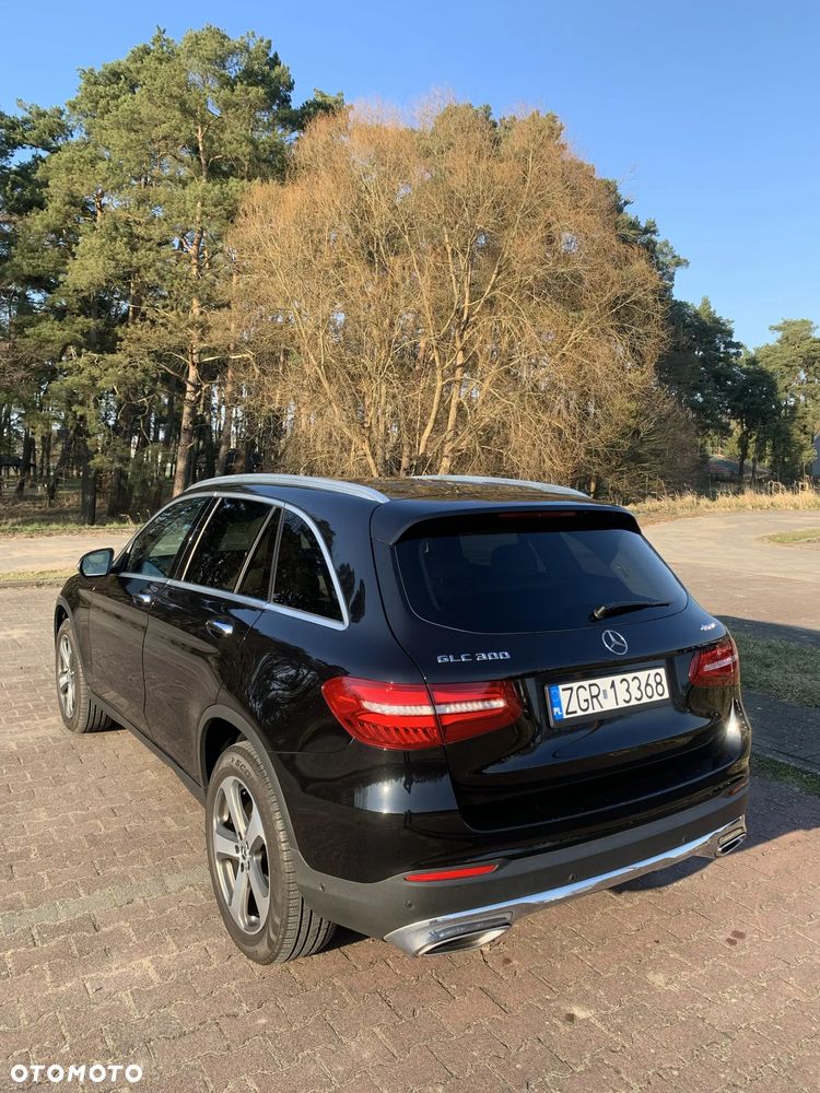 Mercedes-Benz GLC 300 4Matic 9G-TRONIC - 7