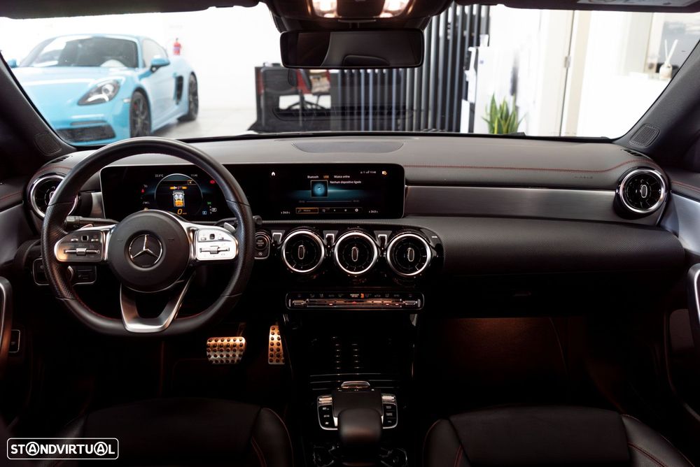 Mercedes-Benz CLA 180 - 11