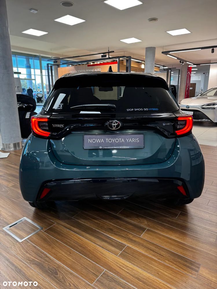 Toyota Yaris Hybrid 1.5 Executive - 6