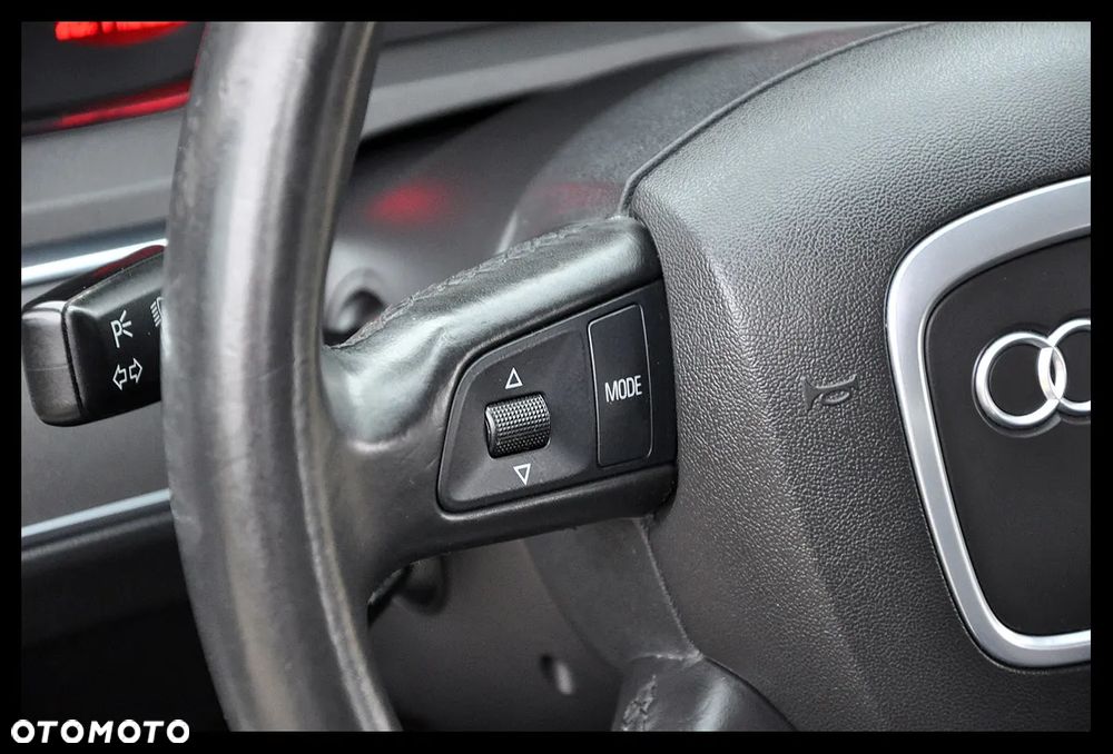 Audi A6 Limousine 2.4 - 31