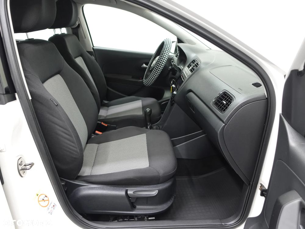 Volkswagen Polo 1.6 TDI Trendline - 24