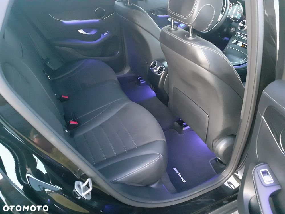 Mercedes-Benz GLC 200 4Matic 9G-TRONIC AMG Line - 19