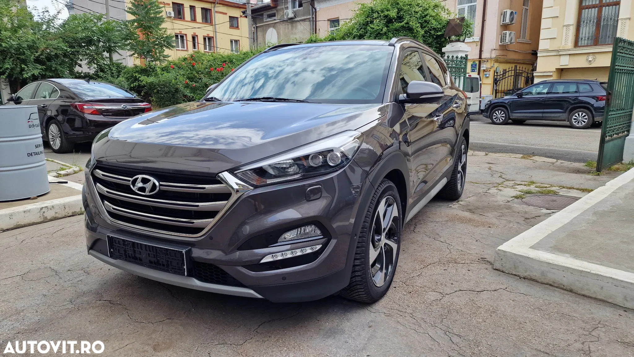 Hyundai Tucson 2.0 CRDI 4WD 6AT Premium+ - 2