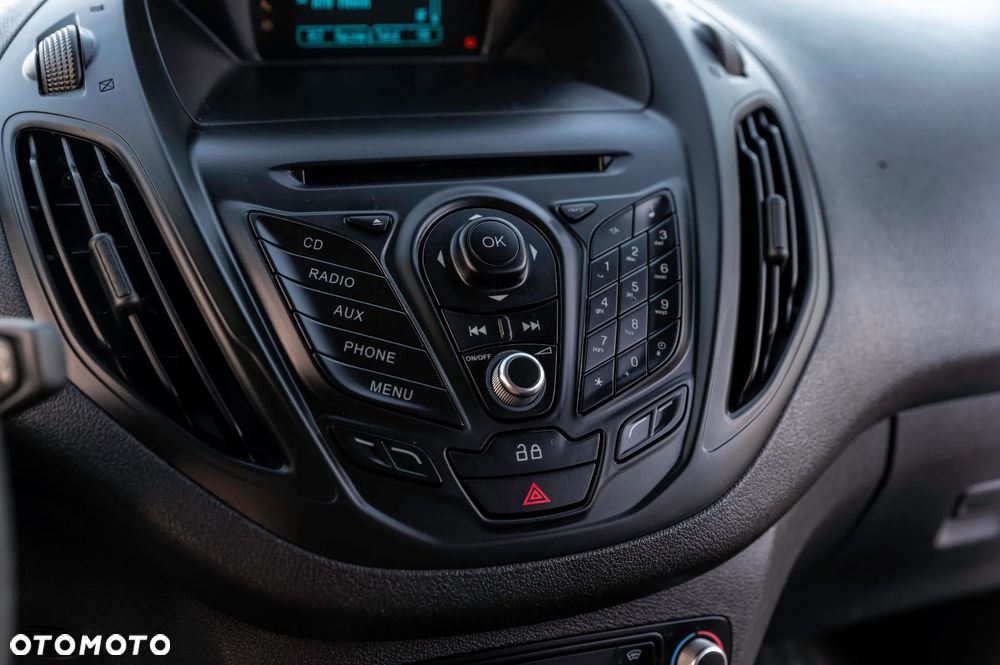 Ford Tourneo Courier 1.0 EcoBoost Trend - 31