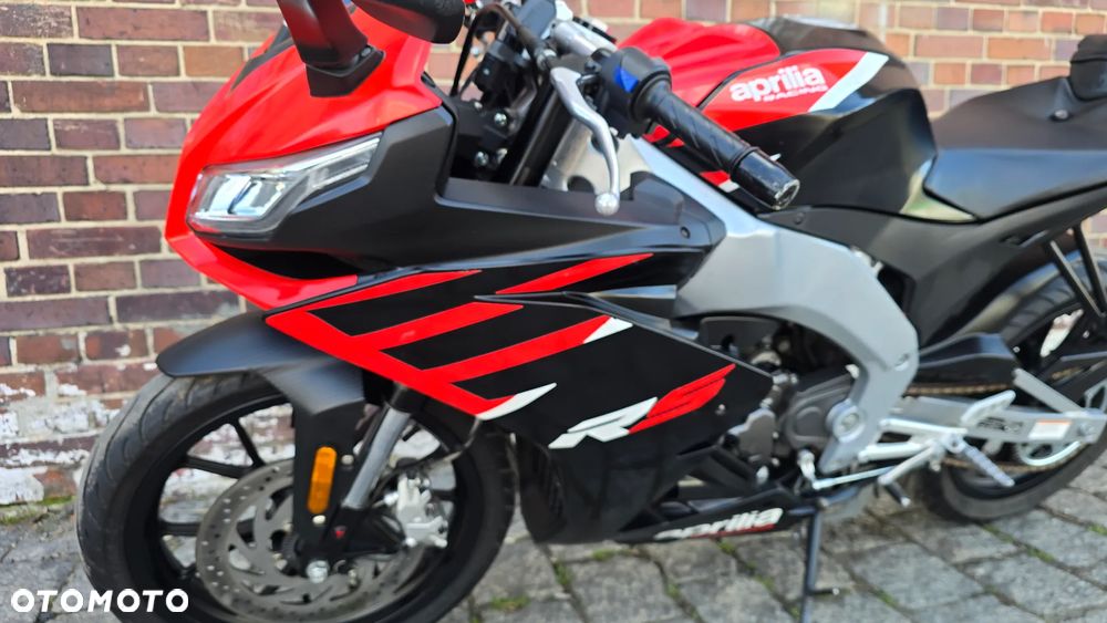 Aprilia RS - 8