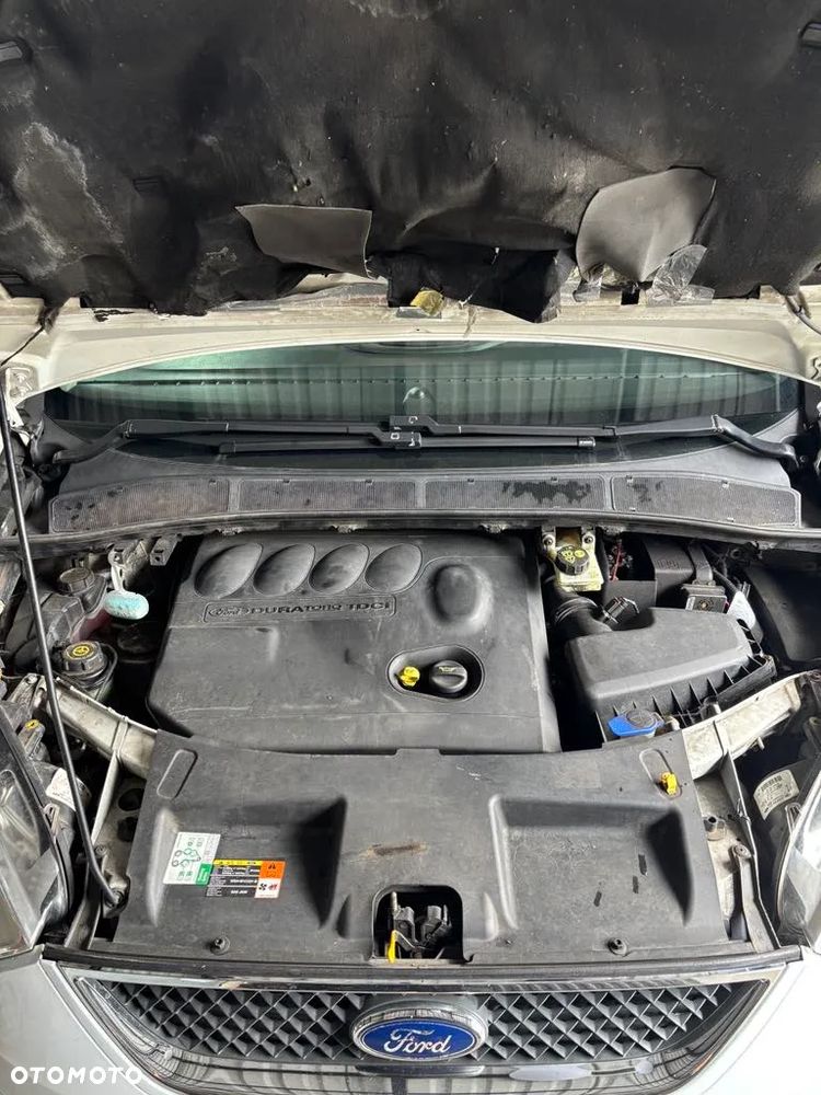 Ford Galaxy 2.0 TDCi Ghia - 18