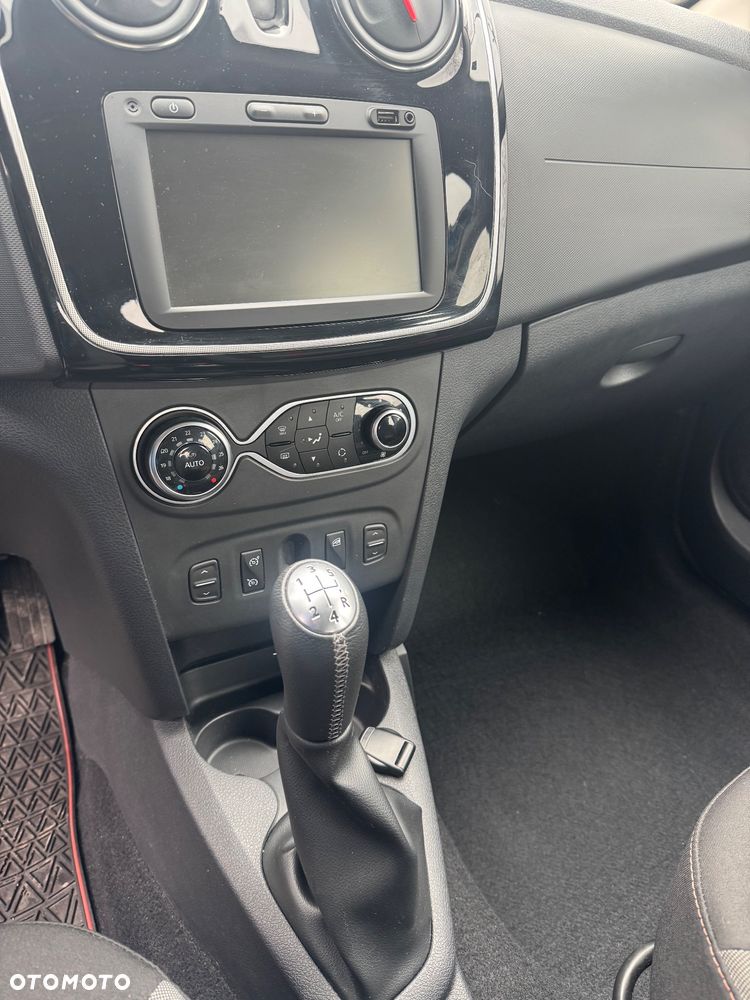 Dacia Sandero - 27