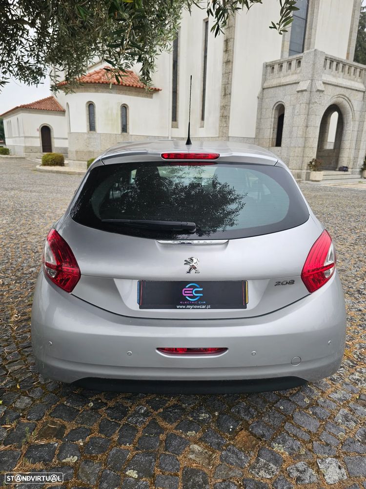Peugeot 208 1.4 HDi Active - 9