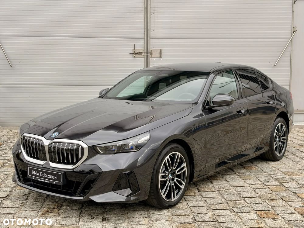 BMW 530E