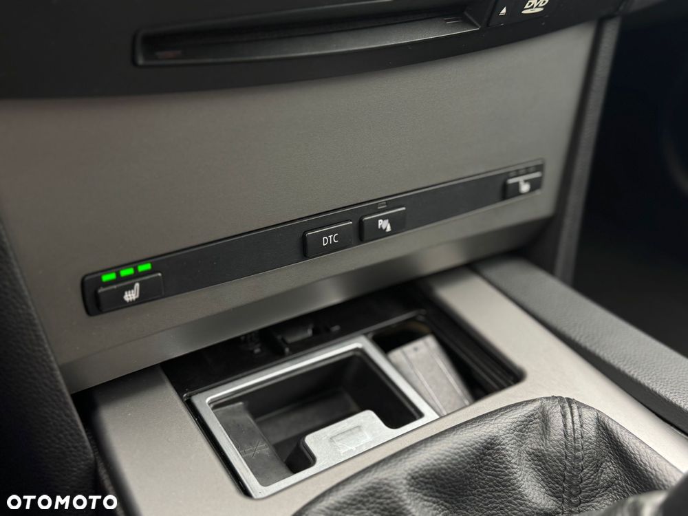BMW Seria 5 525d - 17