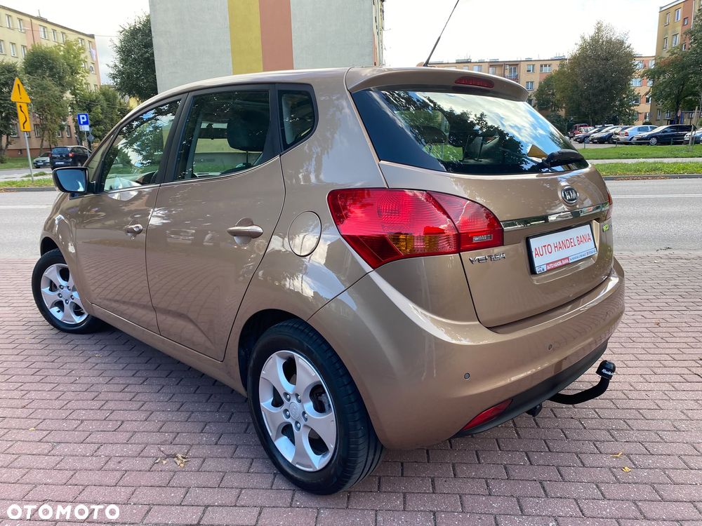 Kia Venga 1.6 CVVT Black Collection - 7