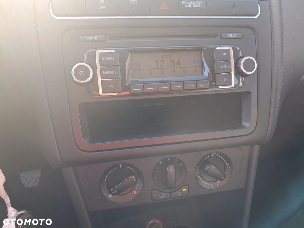 Volkswagen Polo 1.2 Style - 14