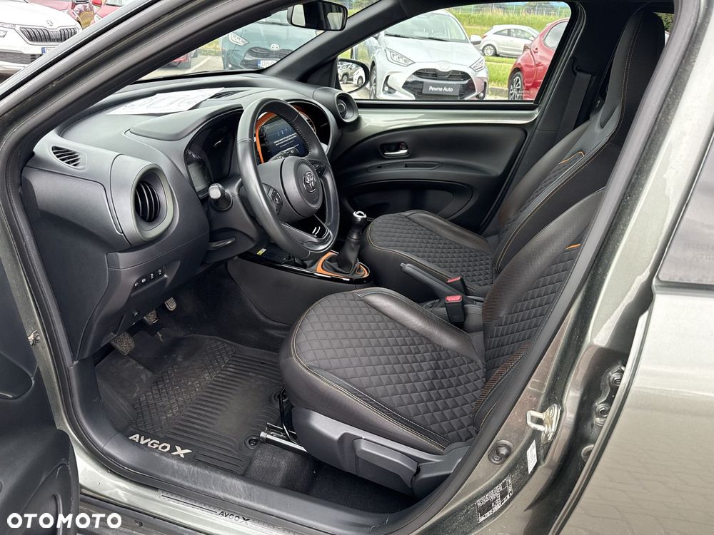 Toyota Aygo X 1.0 VVT-i Limited - 10