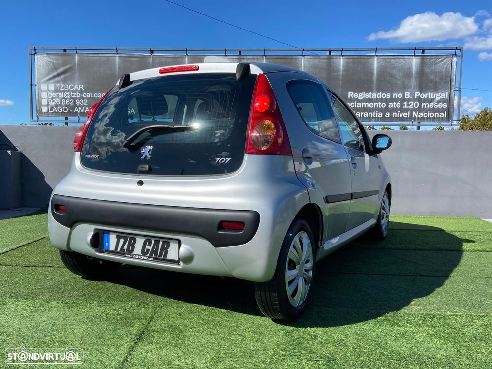 Peugeot 107 1.0 Trendy - 5