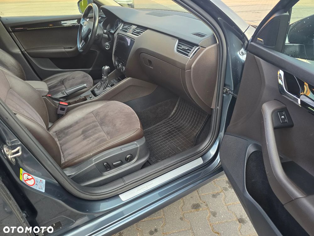 Skoda Octavia 2.0 TDI 4x4 DSG L&K - 29