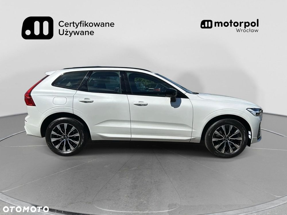 Volvo XC 60 B4 D AWD Plus Dark - 16