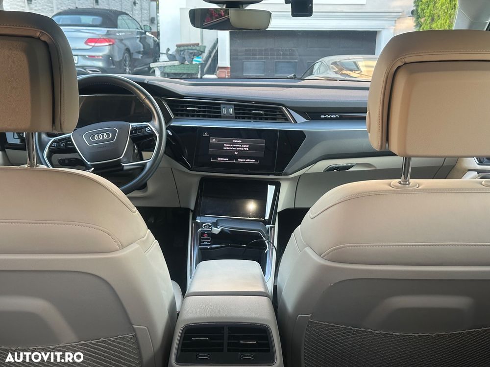 Audi e-tron - 9