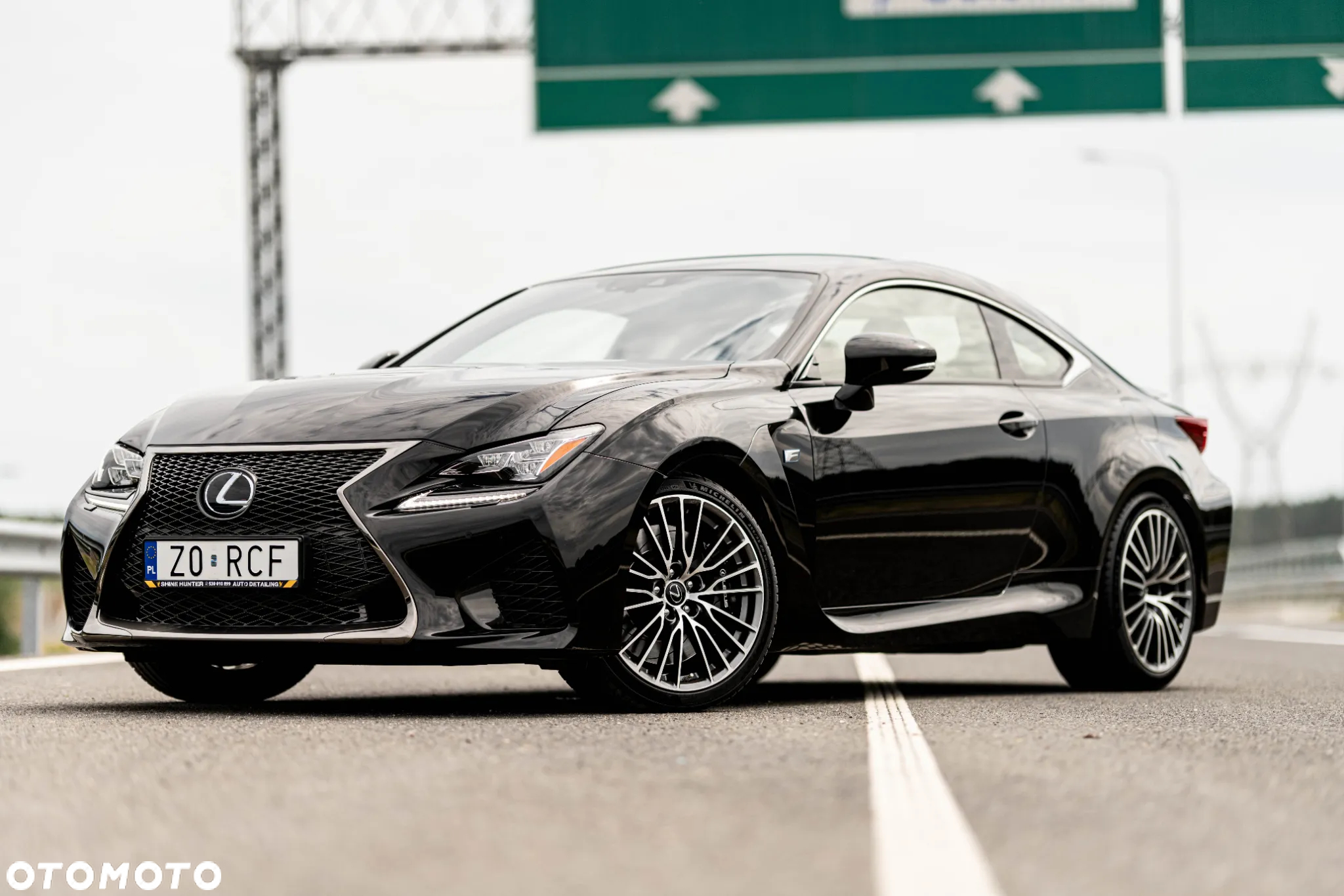 Lexus RC F Prestige - 17