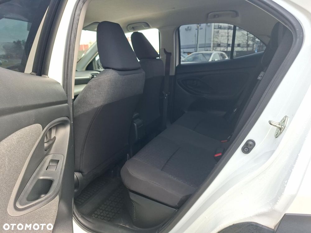 Toyota Yaris Cross Hybrid 1.5 Comfort - 16