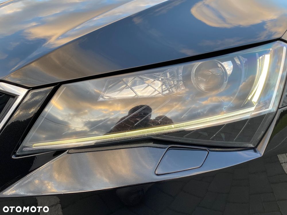 Skoda Superb 2.0 TDI L&K - 16