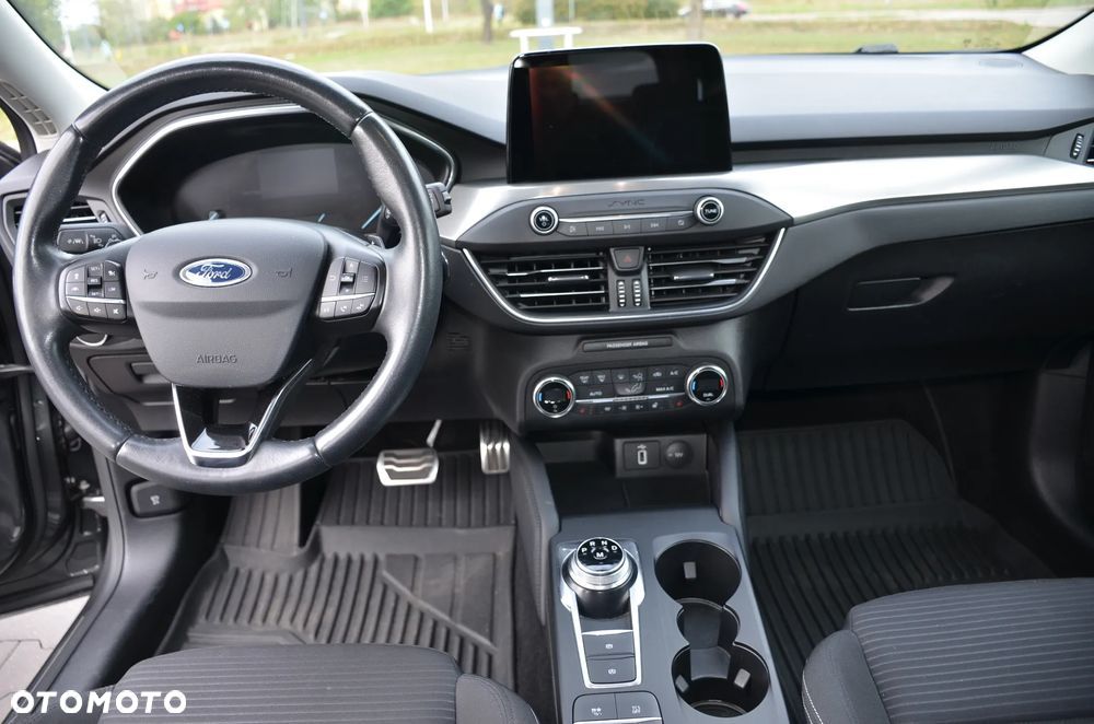 Ford Focus 2.0 EcoBlue Titanium - 12