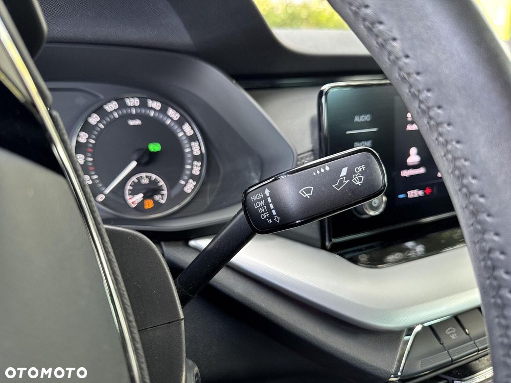Skoda Octavia 2.0 TDI Ambition DSG - 30