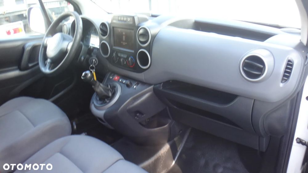 Citroën BERLINGO - 11