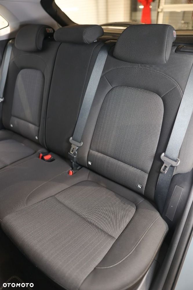 Hyundai Kona - 34
