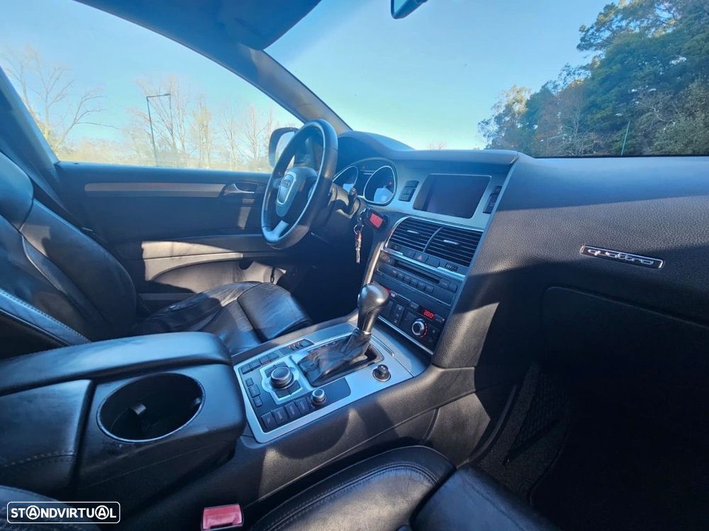 Audi Q7 3.0 V6 TDi quattro L.Edition Tiptronic - 36