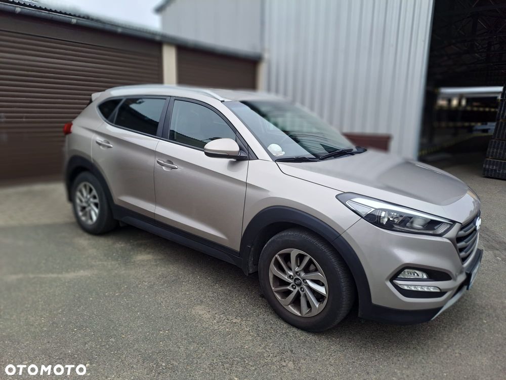 Hyundai Tucson - 2