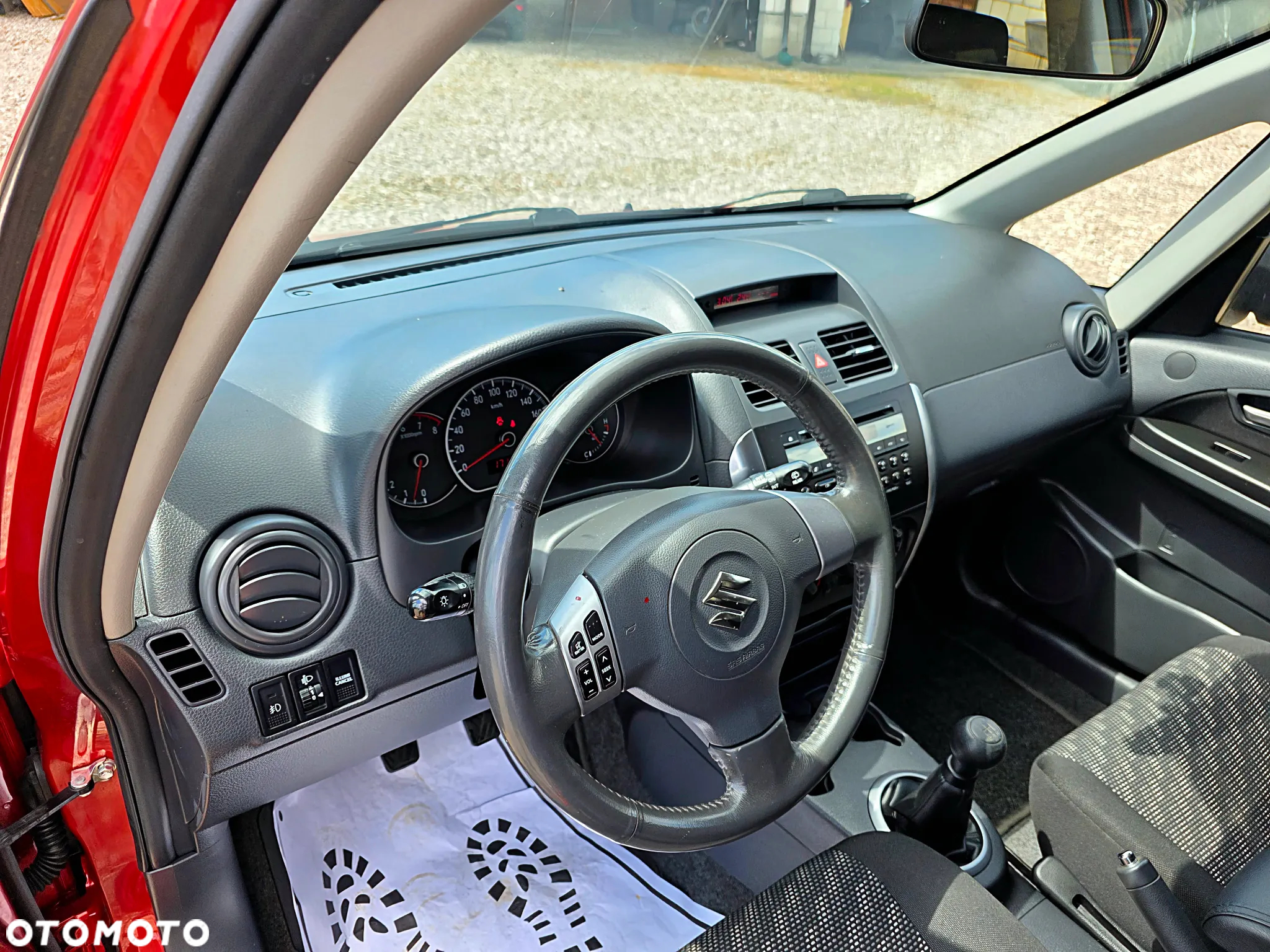Suzuki SX4 1.6 GS / Premium - 6