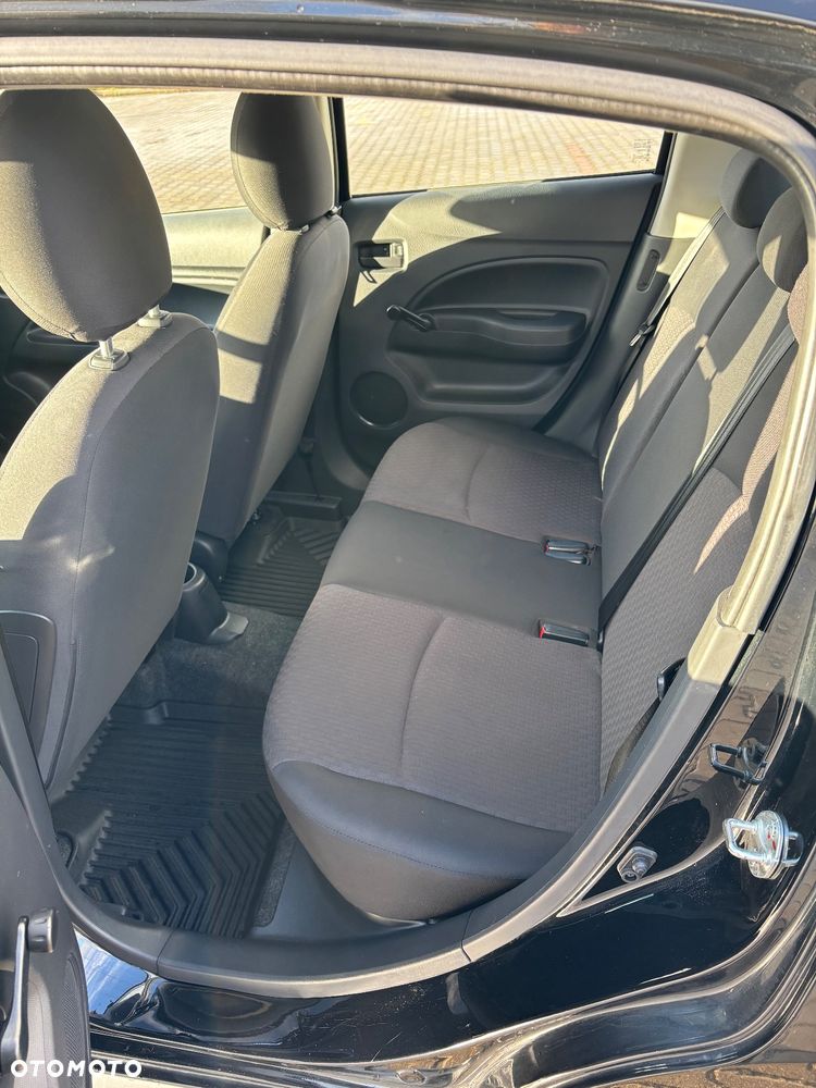 Mitsubishi Space Star - 8