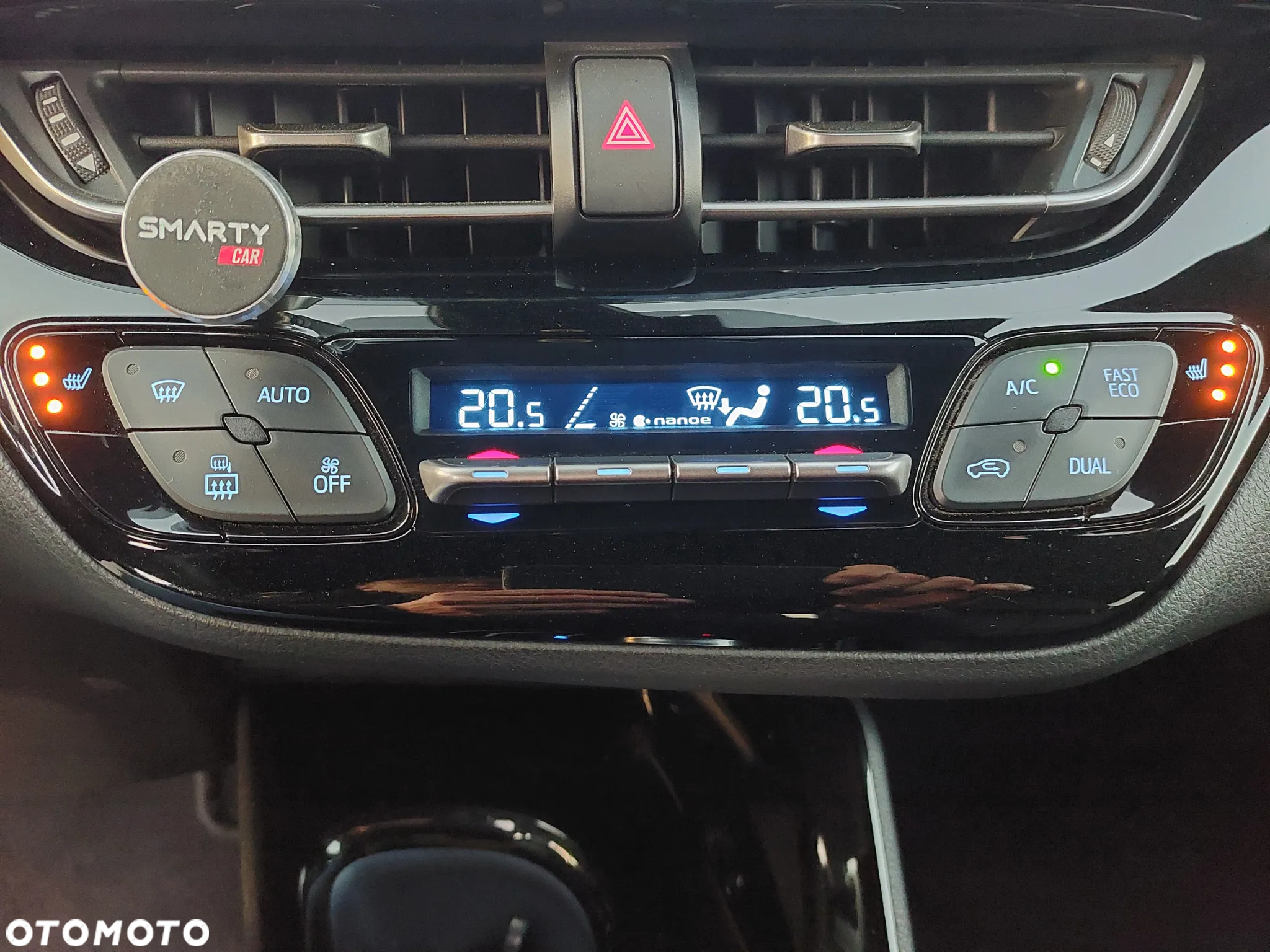 Toyota C-HR 1.8 Hybrid Prestige - 32