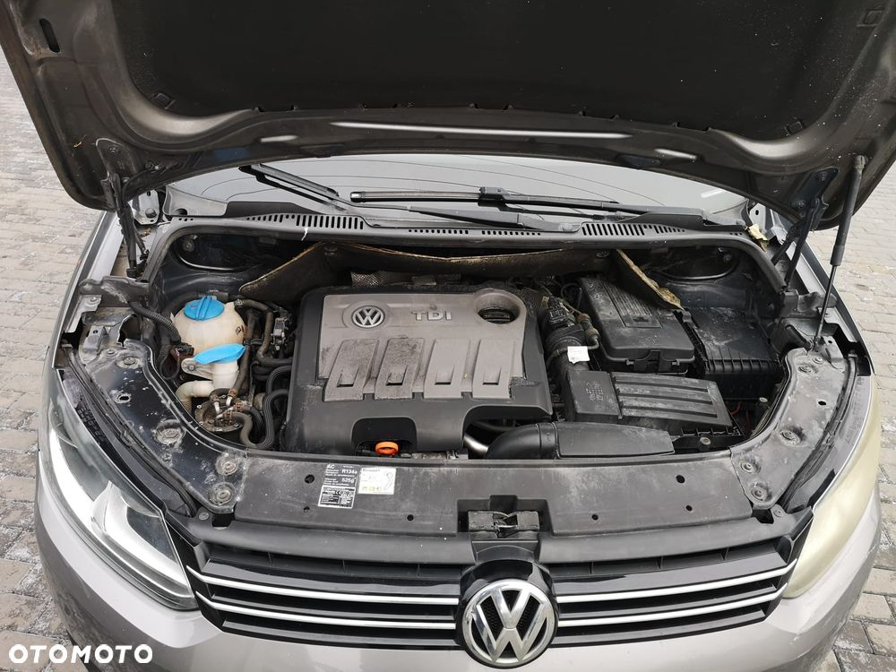 Volkswagen Touran 1.6 TDI DPF Trendline - 19