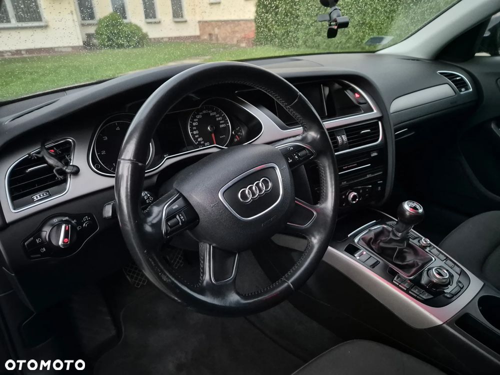 Audi A4 - 5