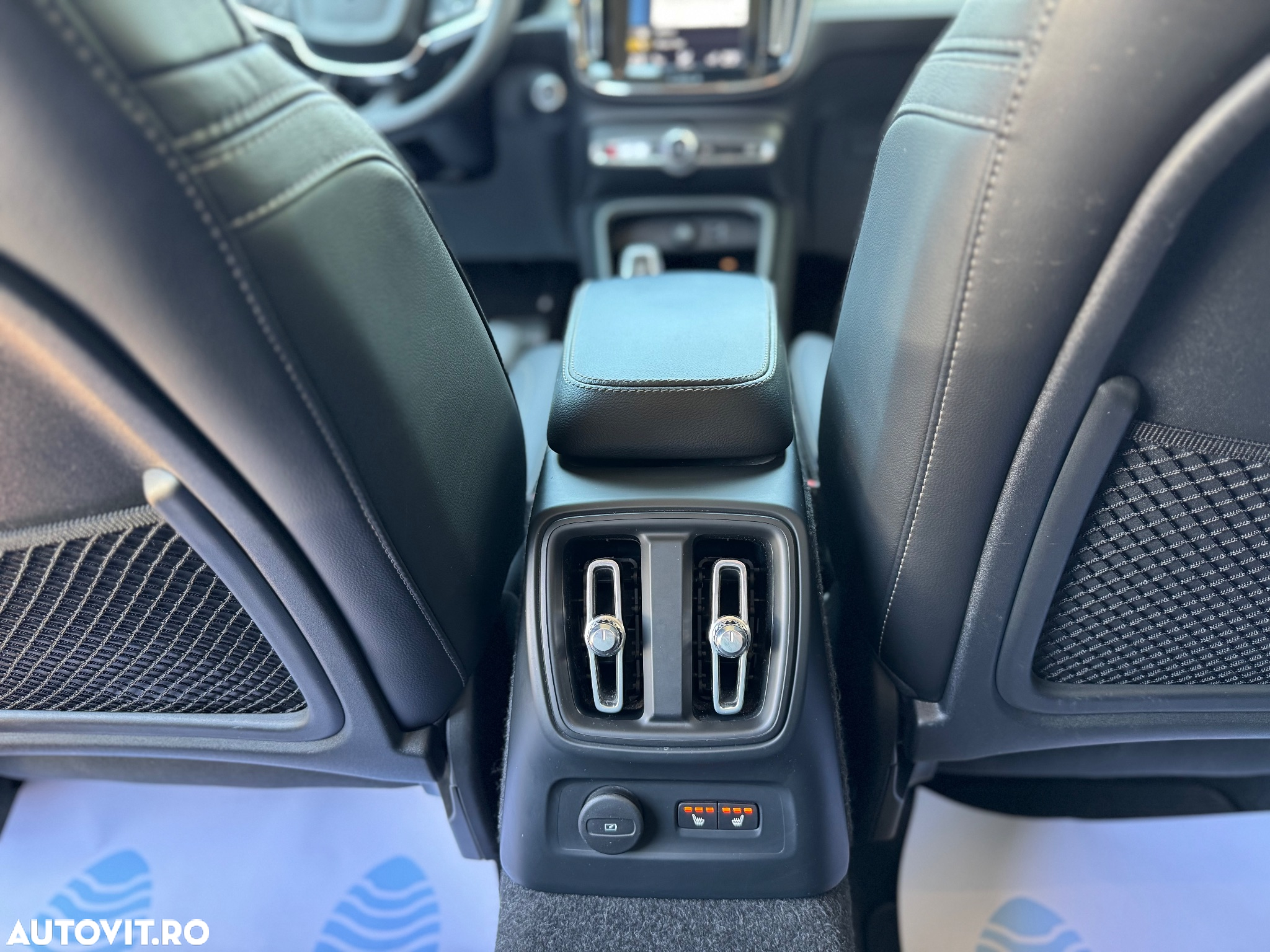 Volvo XC 40 T4 Recharge DKG Inscription Expression - 19