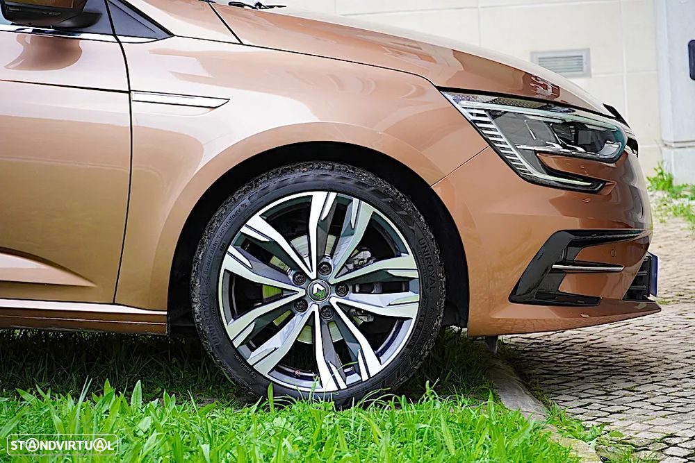 Renault Mégane 1.5 Blue dCi Intens - 13