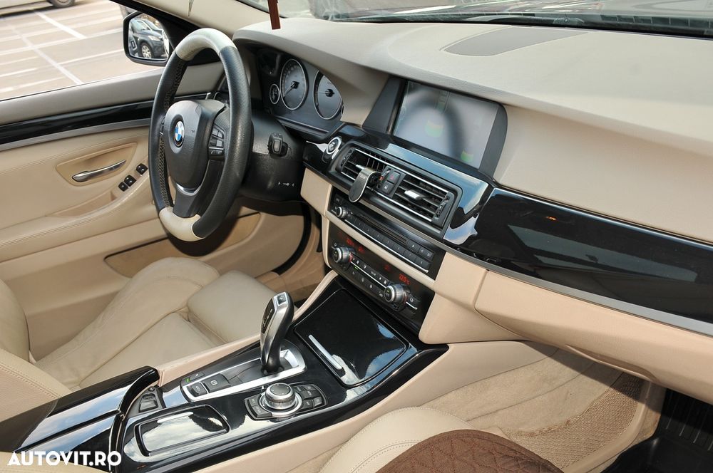 BMW Seria 5 530d Blue Performance Aut. - 13